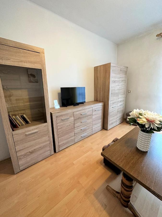 Apartment Al-dom Dworcowa 9 *